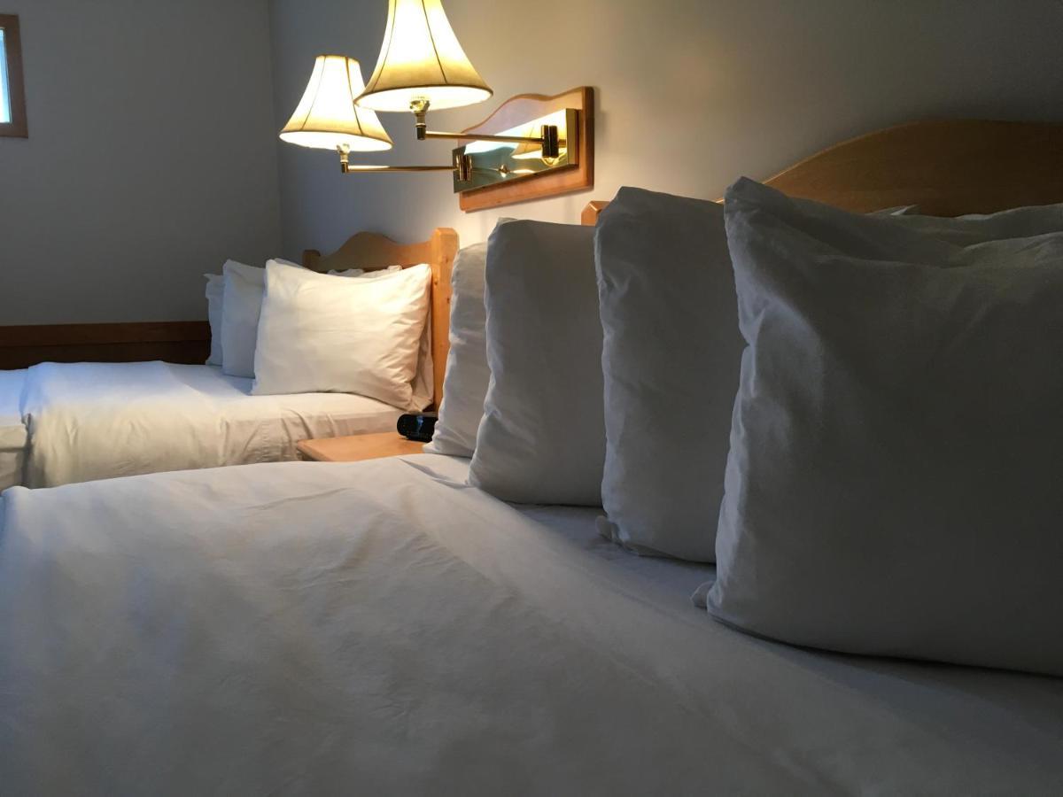 Beaver Creek Lodge And Cabins McBride ภายนอก รูปภาพ